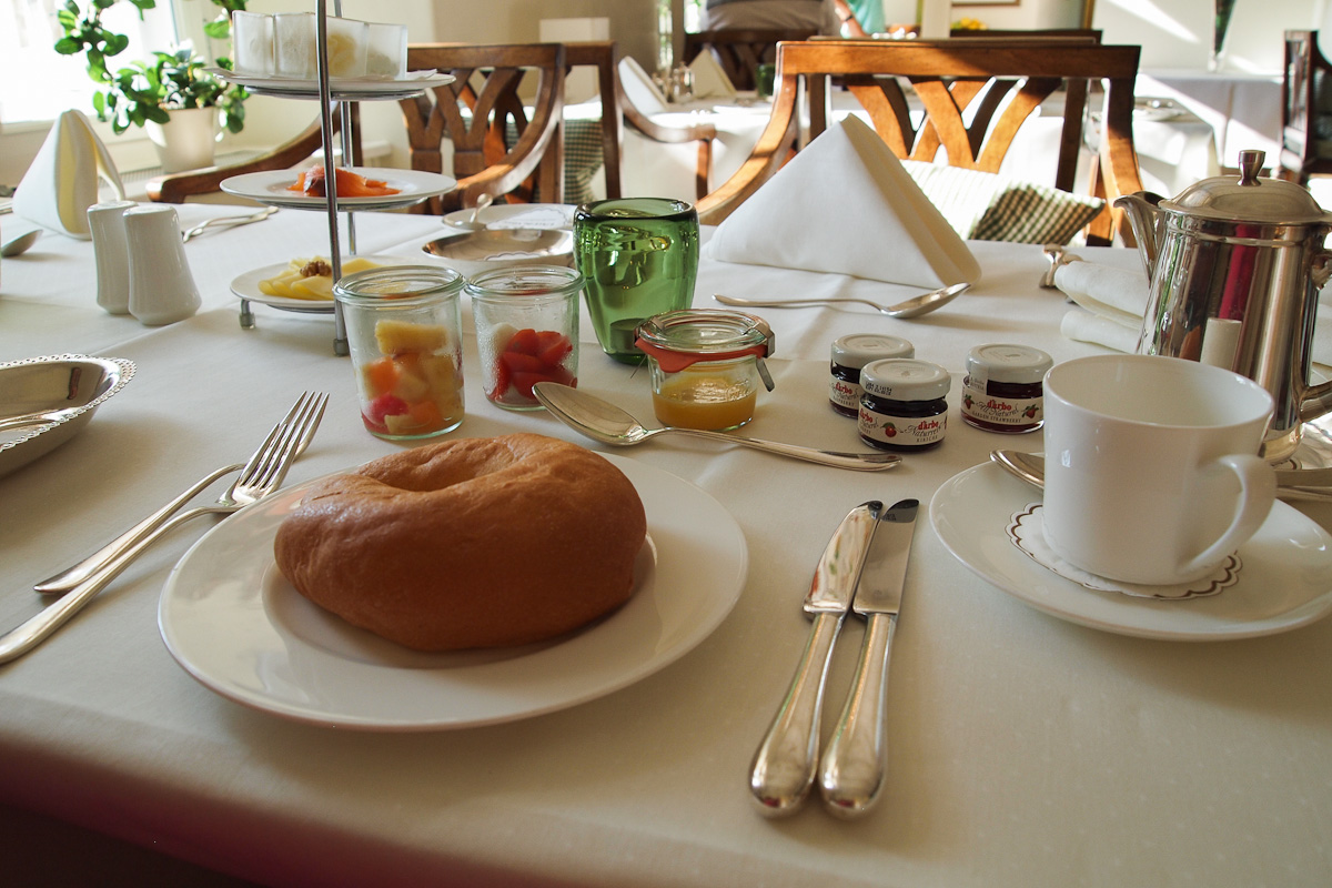moniquedecaro