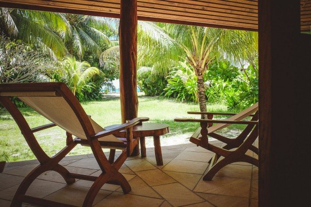 moniquedecaro-5801-denis-private-island