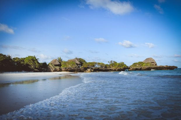 moniquedecaro-kenya-chale-island-027