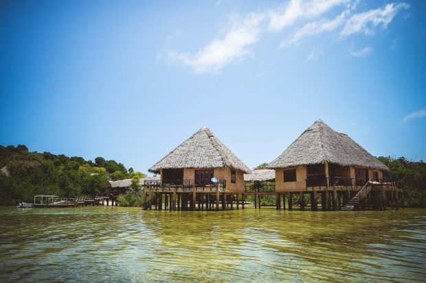 moniquedecaro-kenya-chale-island-105